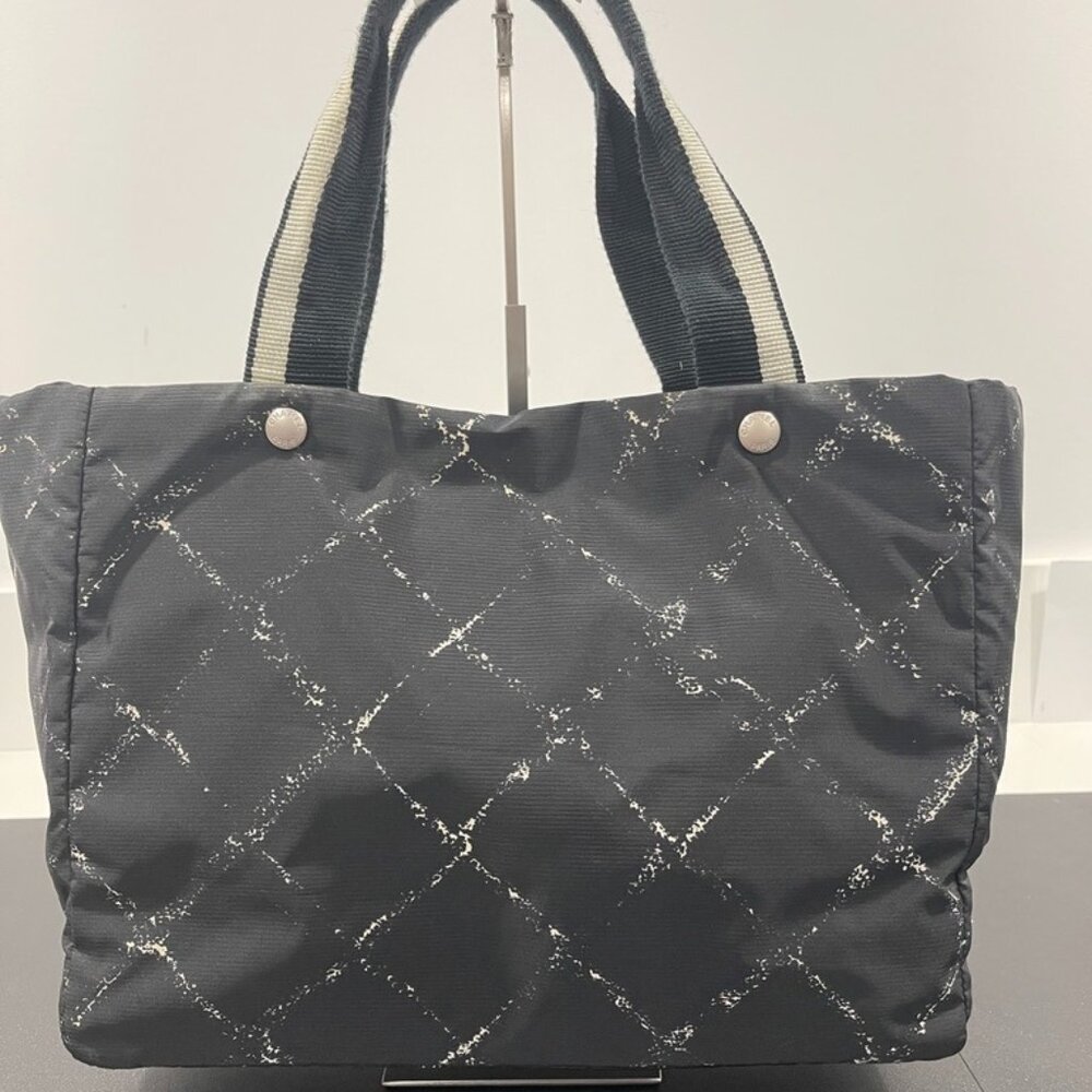 Chanel Travel Ligne Tote (